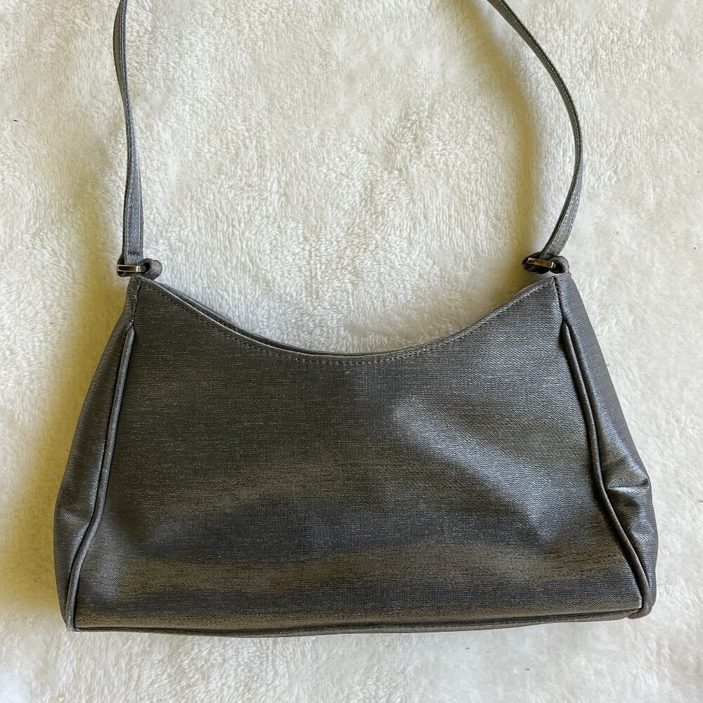 3/$30 🌟 Metallic Silver Mini Shoulder Bag
